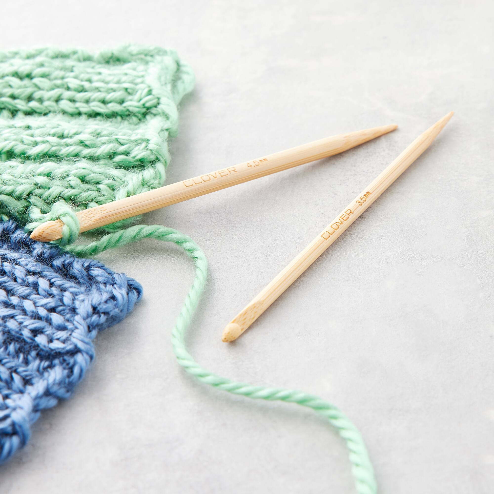 Clover Bamboo Knitting Repair Hooks